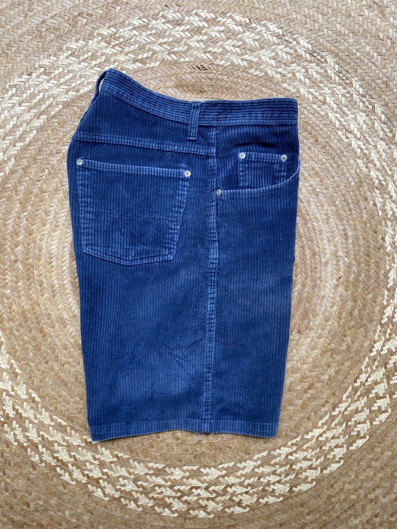 Corduroy Shorts (Category: Shorts) located in Legazpi City. Submitted by inviteonly (Listing ID 1457742415, Image 3). Description: -Vintage early 90’s, medium wale corduroy shorts -100%cotton, no synthetics —cobalt blue, colorfast dyed -perfect with loafers or chunky sneakers -perfect for the cooler months -29” waist measure, sits mid-waist -Talon zipper, brass -nickel button and rivets -will ship for free at listed price -no issues.