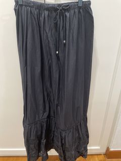 (Category: ) located in . Submitted by krisshop (Listing ID 1457800003, Image 1). Description: .