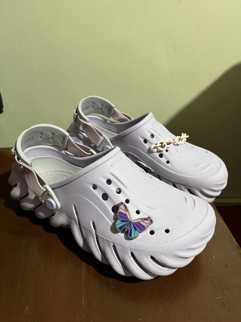 Crocs Echo Clog - Lavender Lilac (Category: Slippers and slides) located in Batangas. Submitted by declut.tingz (Listing ID 1457769678, Image 2). Description: - Lavender Crocs Echo Clogs - M6/W8 - Used 5 times with care - Includes jibbitz - Easy slip-on and off design - Perfect for comfortable and casual everyday wear.