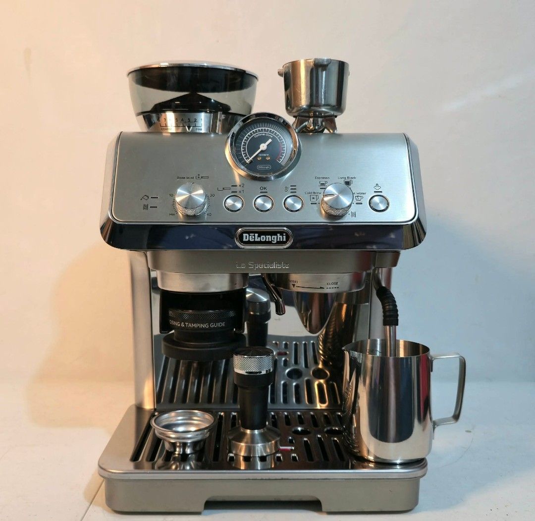 Delonghi La Specialista Arte Evo Espresso Machine (Category: Coffee Machines & Makers) located in Caloocan City. Submitted by souththrift_taytay (Listing ID 1457780901, Image 2). Description: Delonghi La Specialista Arte Evo Espresso Machine Australian mall pull out Used as Display unit 220V Inclusion Portafilter 2 filter cups Tamper Coffee Dozer Milk Jug No box.