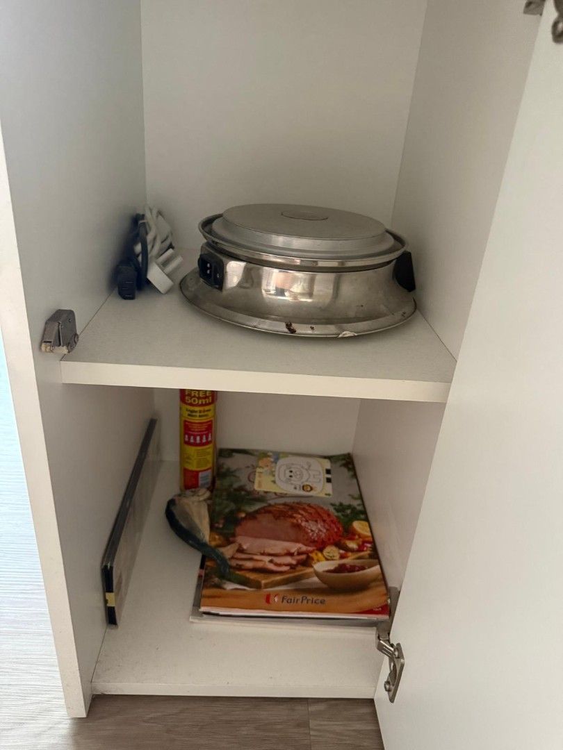 Dining table (Category: Tables & Sets) located in Singapore. Submitted by chenmin1988 (Listing ID 1457717882, Image 1). Description: dinning table letting go at 100. good condition. cash and carry. no dimensions cos I cannot measure. .