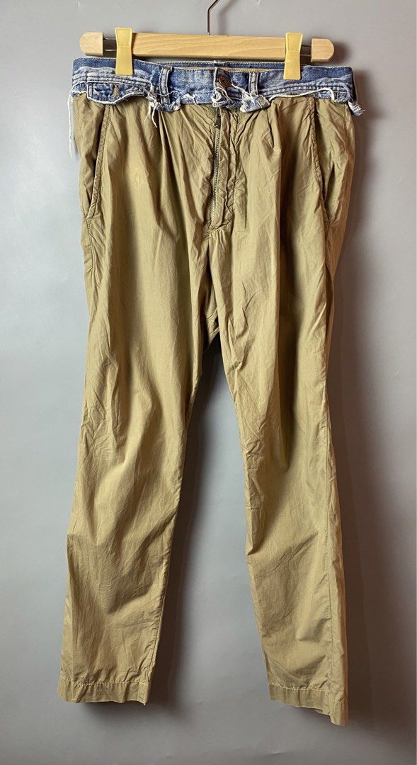 Dolce And Gabbana Pants (2000’s) (Category: Other Bottoms) located in Quezon City. Submitted by loloyz123 (Listing ID 1457861922, Image 1). Description: Dolce And Gabbana Pants (2000’s) Condition: Very good Color rate: 10/10 Color: Khaki Size: 44 L: 37 W: 16 inches.