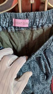 (Category: ) located in . Submitted by daddyu (Listing ID 1457737588, Image 1). Description: .