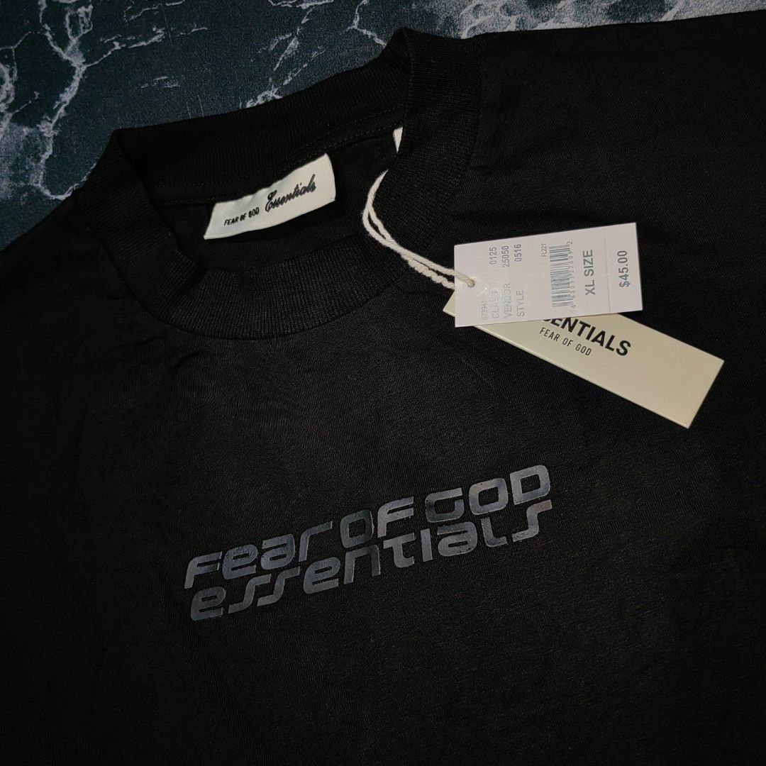Essential FOG (Category: Tshirts & Polo Shirts ) located in Taguig. Submitted by mr.gbh (Listing ID 1457760033, Image 2). Description: Essential FOG Black Size: XL L-30/W-22 Excellent Condition Php, 400.
