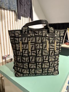 (Category: ) located in . Submitted by issnakthrift (Listing ID 1457865066, Image 1). Description: .