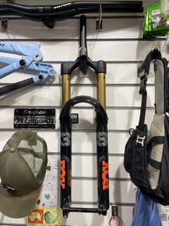 (Category: ) located in . Submitted by baikcycles (Listing ID 1457784473, Image 1). Description: .