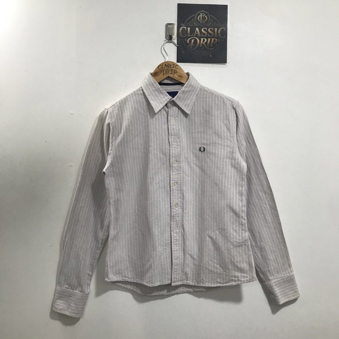 FRED PERRY WOMENS (Category: Luxury Apparel) located in Ozamiz City. Submitted by ClassicDrip (Listing ID 1457830947, Image 1). Description: FRED PERRY BUTTONS UP WOMENS -LEGIT / AUTHENTIC 💯 - SIZE LARGE - 19 WIDTH X 25 LENGTH - PRESTINE CONDITION - EMBROIDERED LOGOS.