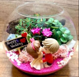 (Category: ) located in . Submitted by lushglassdoor (Listing ID 1457795628, Image 1). Description: .