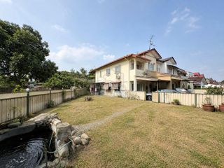 (Category: ) located in . Submitted by mudah834747 (Listing ID 1456033936, Image 1). Description: .