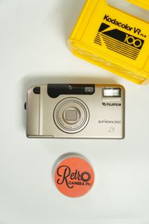 (Category: ) located in . Submitted by retrocameraph (Listing ID 1457890348, Image 1). Description: .