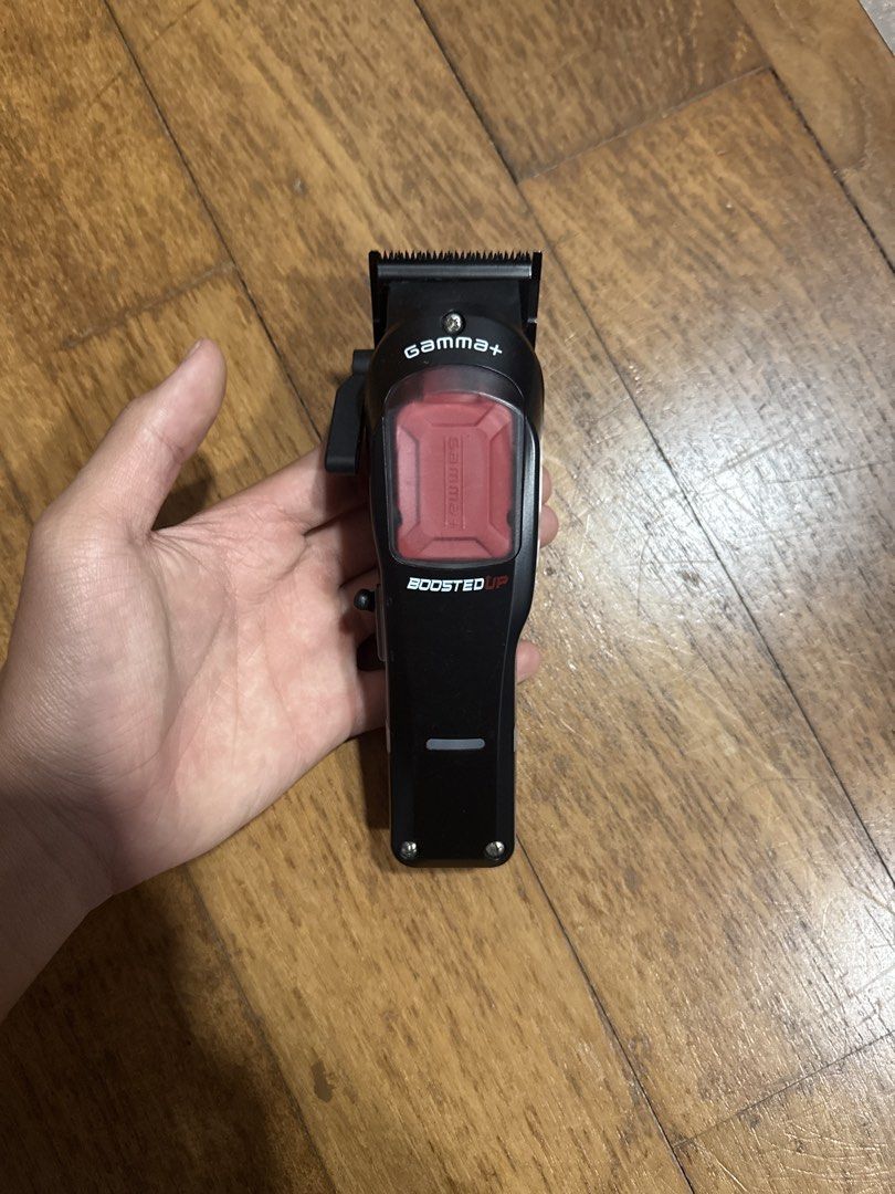 Gamma boosted up clipper (Category: Men's Grooming) located in Singapore. Submitted by pokimonster (Listing ID 1457808237, Image 1). Description: COMES WITH BOX AND ACCESSORIES .