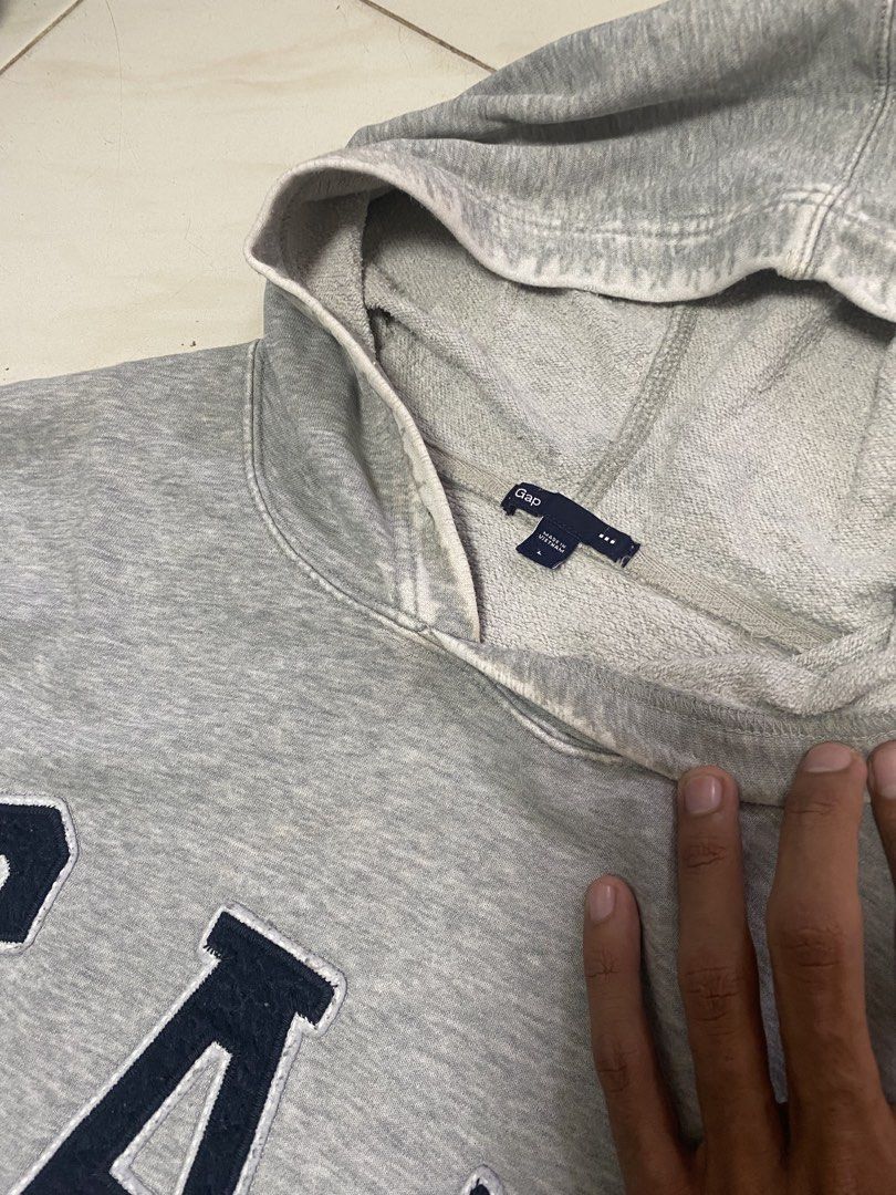 Gap (Category: Coats, Jackets and Outerwear) located in Las Pinas. Submitted by mark2k05 (Listing ID 1457800892, Image 3). Description: .