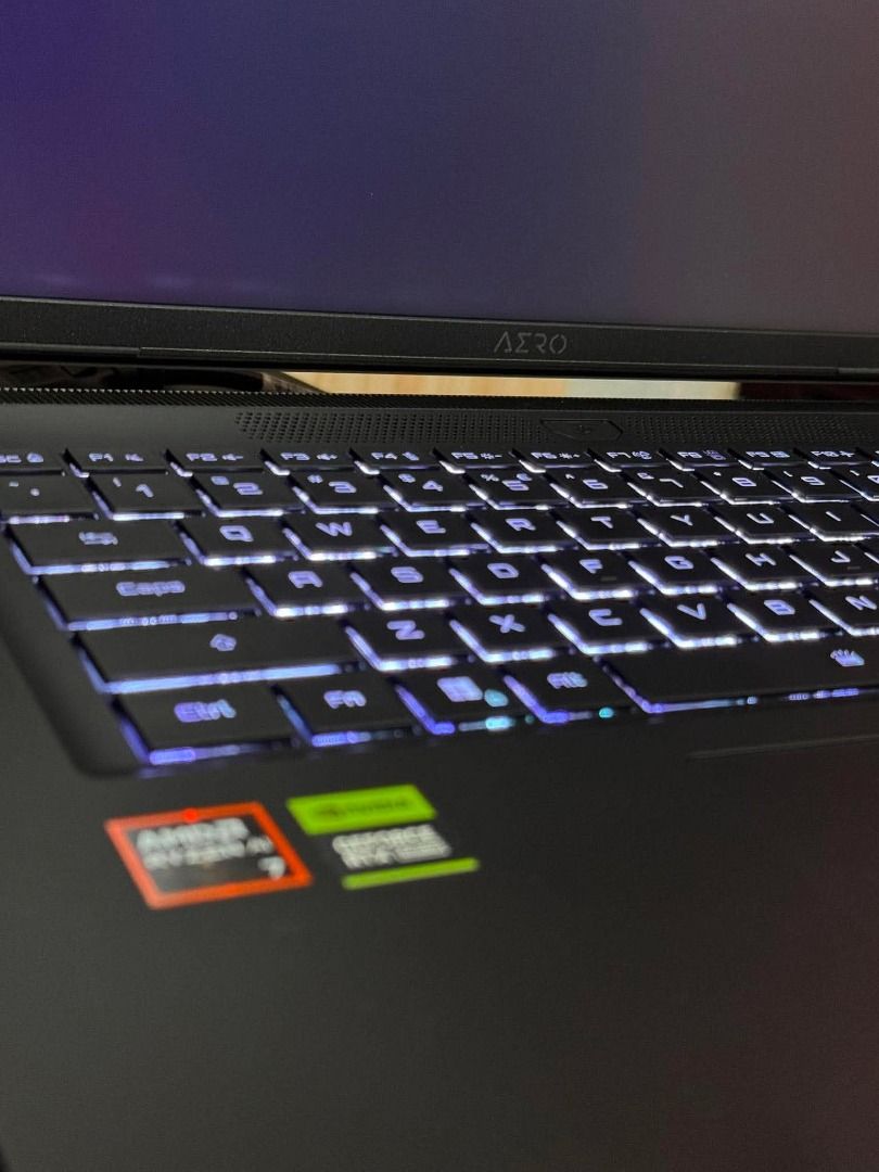 Gigabyte AERO Laptop - AMD Ryzen, NVIDIA RTX Studio (Category: Laptops & Notebooks) located in Makati City. Submitted by samirleguarda (Listing ID 1457716109, Image 3). Description: Gigabyte Aero X16 1WH93PHC94AH Copilot+ 16" QHD+ (2560x1600) 165Hz IPS Ryzen AI 7 350 32gb ddr5 Ram (upgraded) 1TB SSD RTX 5070 8GB Complete with box and receipt With laptop cooling pad Dop : Oct 2025 90k slightly negotiable Can swap sa gaming desktop. Depende sa spec