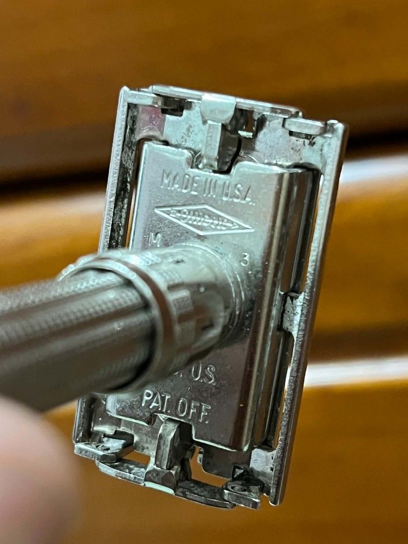 Gillette Fatboy 1967 (Category: Men's Grooming) located in Santa Cruz. Submitted by friendlyfire1 (Listing ID 1457816415, Image 2). Description: Excellent condition +SF.