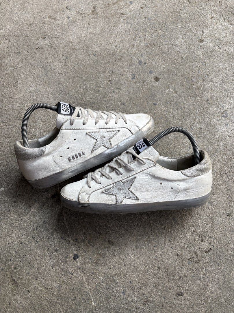 Golden Goose (Category: Sneakers & Footwear) located in Manila. Submitted by icoolmen031590 (Listing ID 1457743639, Image 1). Description: GGDB ⭐️ Excellent condition Size 38 / 25cm Authentic ✅ No issue/Sign of usage Unli Vouch/Vc 📩PM/DM 📍7100 Mindanao Dipolog City .