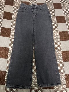 （分類：）位於 。 由 closetoffical 提交（商品編號 1457772387，圖片 1）。簡介： 。
