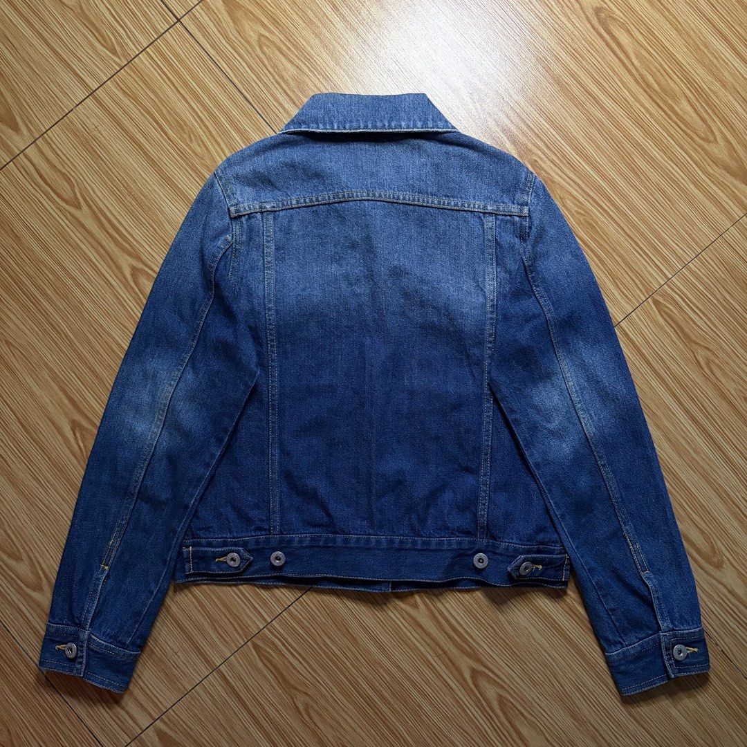 GU Denim Jacket (Category: Coats, Jackets and Outerwear) located in Talisay. Submitted by re_sell01 (Listing ID 1457741283, Image 2). Description: GU Denim Jacket Medium Women’s W18 L21 Excellent Condition.