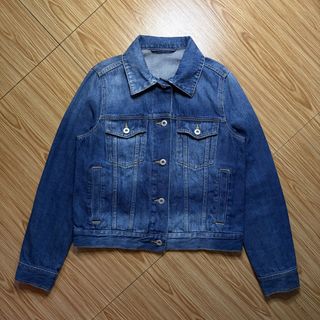 (Category: ) located in . Submitted by re_sell01 (Listing ID 1457741283, Image 1). Description: .