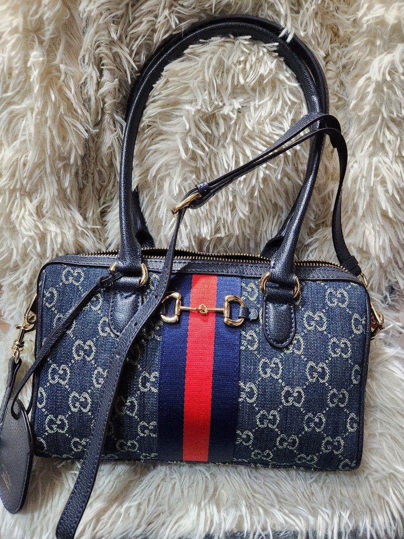 Gucci boston (Category: Luxury Bags & Wallets) located in Baguio. Submitted by conieyolac66447 (Listing ID 1457758170, Image 3). Description: .