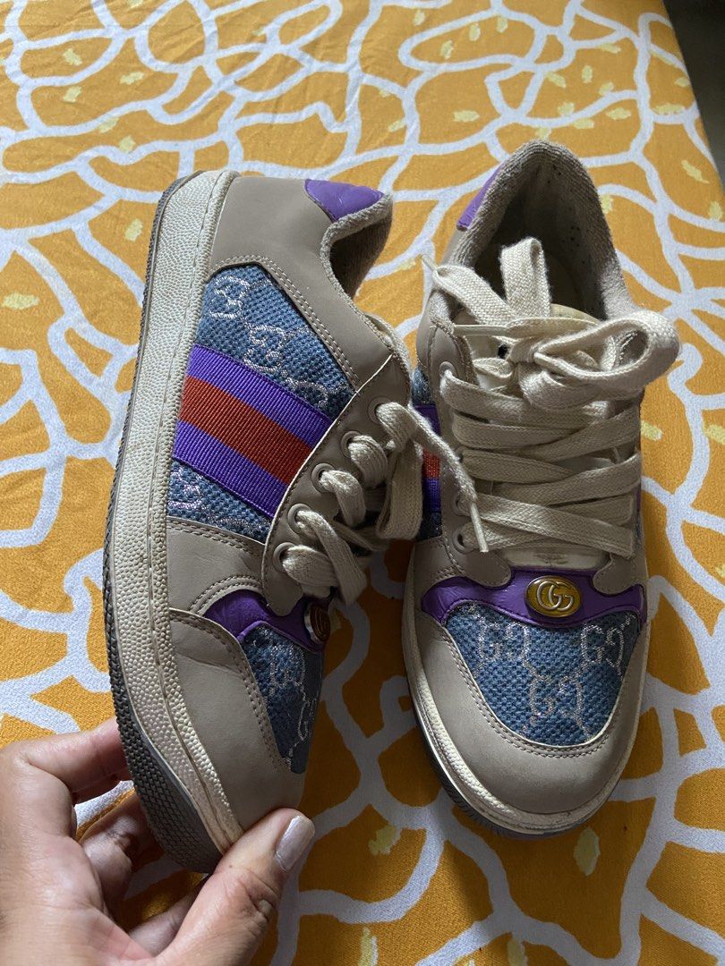 Gucci shoes (Category: Sneakers & Footwear) located in Calamba. Submitted by mj_sotto22 (Listing ID 1457783600, Image 2). Description: In good condition .
