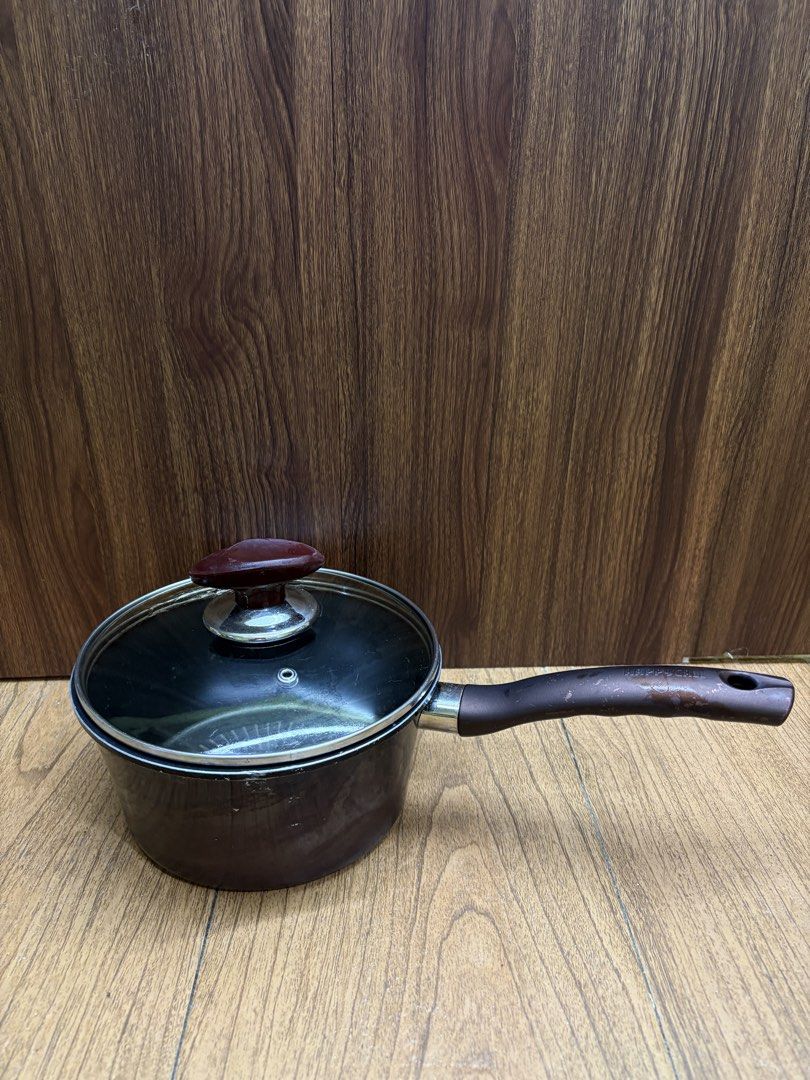 Happycall 18cm saucepan Nonstick (Category: Cookware & Accessories) located in Bacoor. Submitted by iamcol33nlove (Listing ID 1457739204, Image 1). Description: 🍳 HAPPYCALL 18cm Nonstick Sauce Pan with Lid 🇰🇷 Happycall Korea 📏 Size: 18 × 9cm ✨ Nonstick coating 🔥 Compatible with Induction / Gas / Electric Stove 💪 Solid, makapal & durable quality 🔸 With visible signs of usage / scratches ✅ Still in good usable condition 📦 Pick-up or shippin