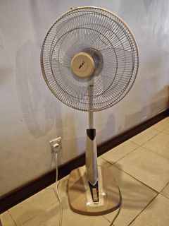 (Category: ) located in . Submitted by aileenyky (Listing ID 1457733927, Image 1). Description: .