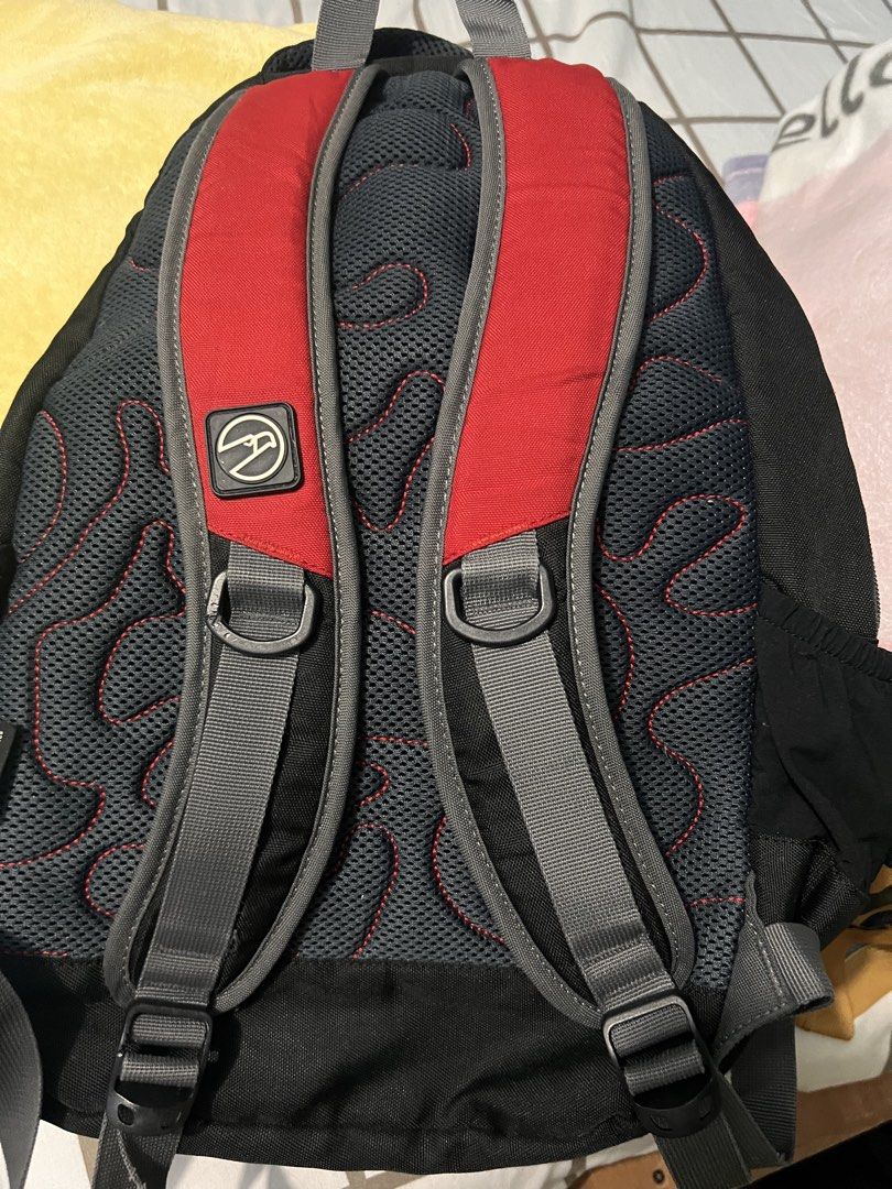 Hawk Backpack (Category: Backpacks) located in Taguig. Submitted by pinkyyyaa (Listing ID 1457764826, Image 3). Description: .