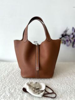 （分類：）位於 。 由 luxury.pp 提交（商品編號 1457761626，圖片 1）。簡介： 。