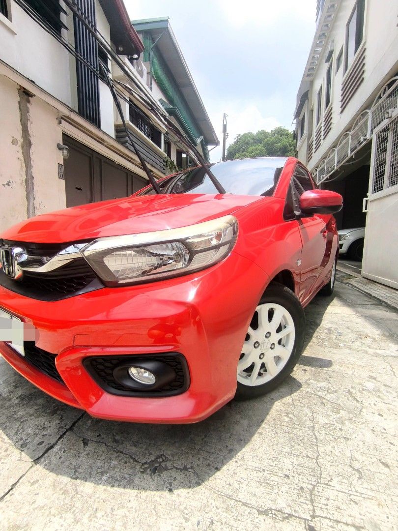 Honda Brio (Category: Used Cars) located in Manila. Submitted by estel14344 (Listing ID 1457902860, Image 1). Description: honda brio v 2020 acq what u see is what u get owner seller(not agent) super tupid sa gas tested sa long drive A/T 30k orig mileage(scan to sawa) aircon malamig good engine,good transmition no delay all electronics working issue.konting scratch.lang pro presentable pwede sa maselan pm me for more details or call this # 0942*3