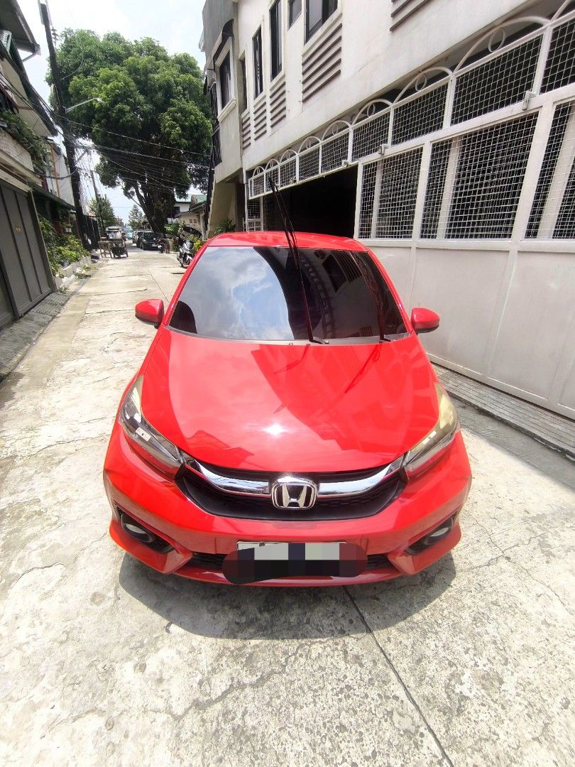 Honda Brio (Category: Used Cars) located in Manila. Submitted by estel14344 (Listing ID 1457902860, Image 2). Description: honda brio v 2020 acq what u see is what u get owner seller(not agent) super tupid sa gas tested sa long drive A/T 30k orig mileage(scan to sawa) aircon malamig good engine,good transmition no delay all electronics working issue.konting scratch.lang pro presentable pwede sa maselan pm me for more details or call this # 0942*3