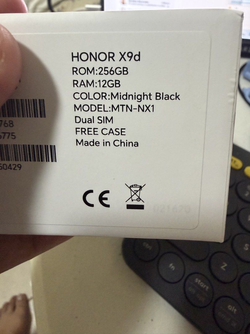 Honor X9d 5G (Category: Android Others) located in Calamba. Submitted by thecasanov (Listing ID 1457731850, Image 1). Description: Bnew unsealed Honor X9d 5G 256GB Midnight black (Smart locked).