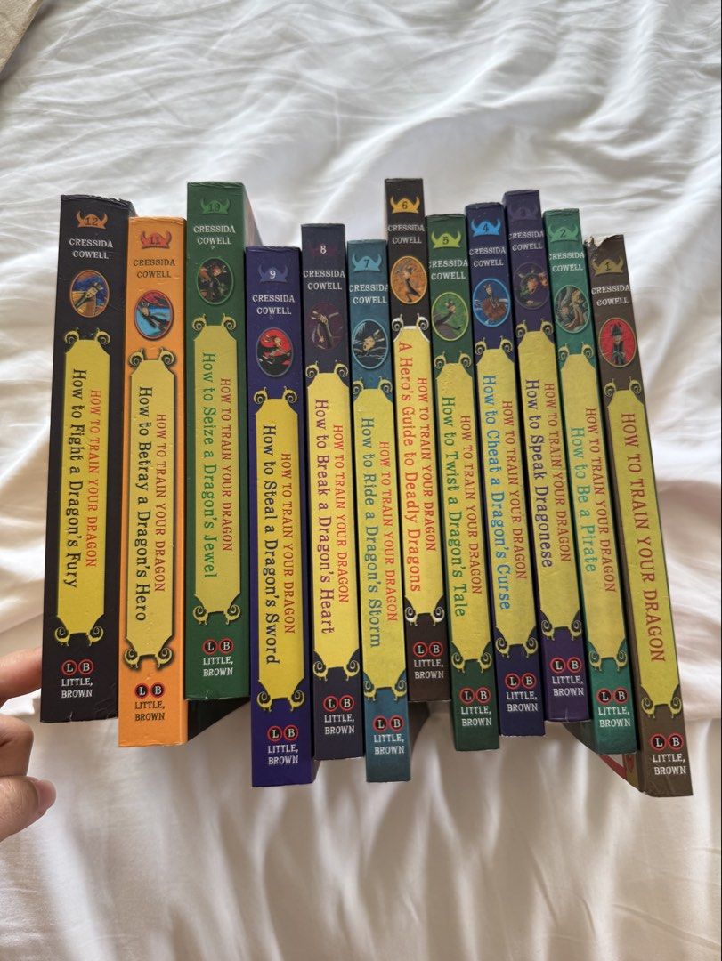 How to Train Your Dragon 12-book Set (Category: Children's Books) located in Antipolo. Submitted by maricarbs (Listing ID 1457763508, Image 1). Description: Please see pics 3&4 for flaws. .