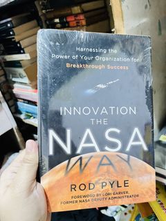 (Category: ) located in . Submitted by hazebooksdeclutter (Listing ID 1457831306, Image 1). Description: .