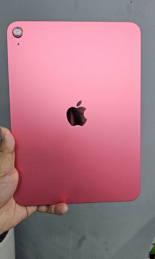 IPAD A16 11TH GEN (Category: iPad) located in Manila. Submitted by marlboro_blue (Listing ID 1457748404, Image 1). Description: NO ISSUE.