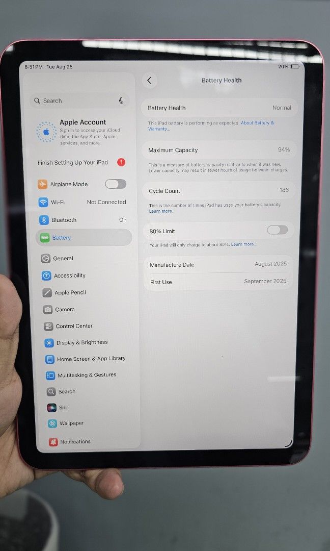 IPAD A16 11TH GEN (Category: iPad) located in Manila. Submitted by marlboro_blue (Listing ID 1457748404, Image 3). Description: NO ISSUE.