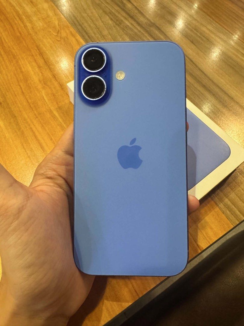 iPhone 16 128 GB Ultramarine (Category: iPhone 16 Series) located in Manila. Submitted by clvnxysp (Listing ID 1457757240, Image 3). Description: iPhone 16 128 GB ULTRAMARINE FOR SALE 🏷️ 💯100% BATTERY HEALTH 🔋235 Cycle Count 🔓FACTORY UNLOCKED/NOT SIM LOCKED 🛒 Bought last April 2026 with warranty covered until 4/16/27 (receipts included) ✨NO SCRATCHES, DENTS SUPER MAKINIS 🚫 NO HIDDEN ISSUES! NEVER REPAIRED OR REPLACED. INCLUSIONS: ⁃ Box ⁃ US