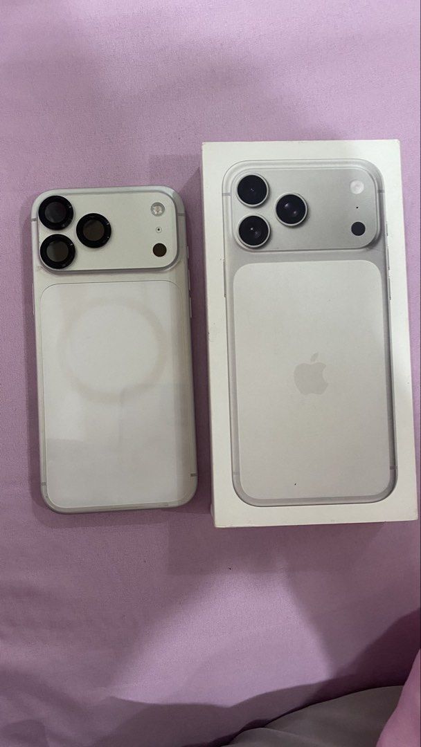 iPhone 17 Pro Max 512GB Silver US Esim (Category: Cases & Sleeves) located in Manila. Submitted by raselmizuhara (Listing ID 1457882337, Image 1). Description: Complete Package all Original 512gb From US - Esim only FU Personal Use with back screen protector, back camera tempered glass PM for more details and pictures RFS: downgrade need cash can also swap to lower unit basta add cash.