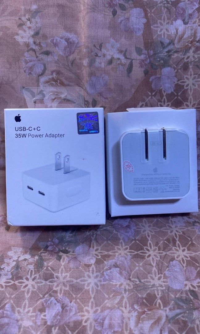 Iphone dual 35W USB-C+C adapter (Category: Chargers & Cables) located in Manila. Submitted by milasgadgetph (Listing ID 1457710270, Image 1). Description: .