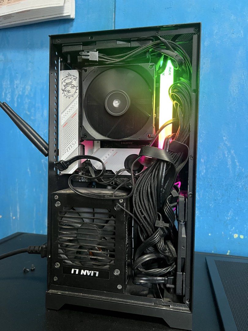 ITX Gaming System Unit Mid-High End AM5 (Category: Desktops) located in Manila. Submitted by cosmicbear-ead33b (Listing ID 1457804974, Image 2). Description: For Sale/Swap sa Lower System Unit or other Gadgets + Cash: Personal ITX Mid-High end AM5 Build Price: PHP 60,000 1 year old build, No Issue Full Specifications: CPU: AMD Ryzen 5 7600x Cooler: Thermalright AXP90-X53 Black Low Profile Motherboard: MSI B650i Edge WiFi RAM: 32GB 2x16 DDR5 6000M