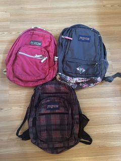 (Category: ) located in . Submitted by bmswardrobe (Listing ID 1457759848, Image 1). Description: .