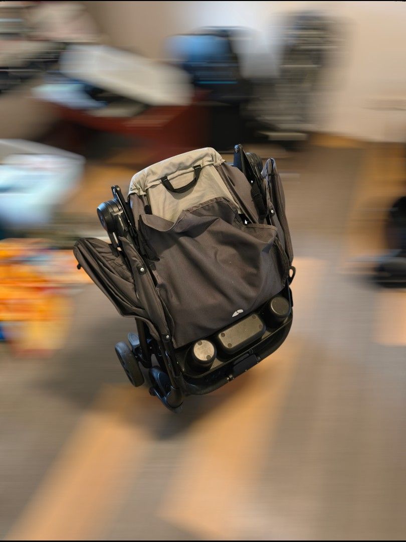 Joie Stroller - Grey (Category: Strollers) located in Quezon City. Submitted by modiiish.ph (Listing ID 1457726041, Image 3). Description: - Grey Joie LX Muze stroller - Compact and easy to fold - Includes tray and cup holders - Adjustable canopy - Ready for your little one.