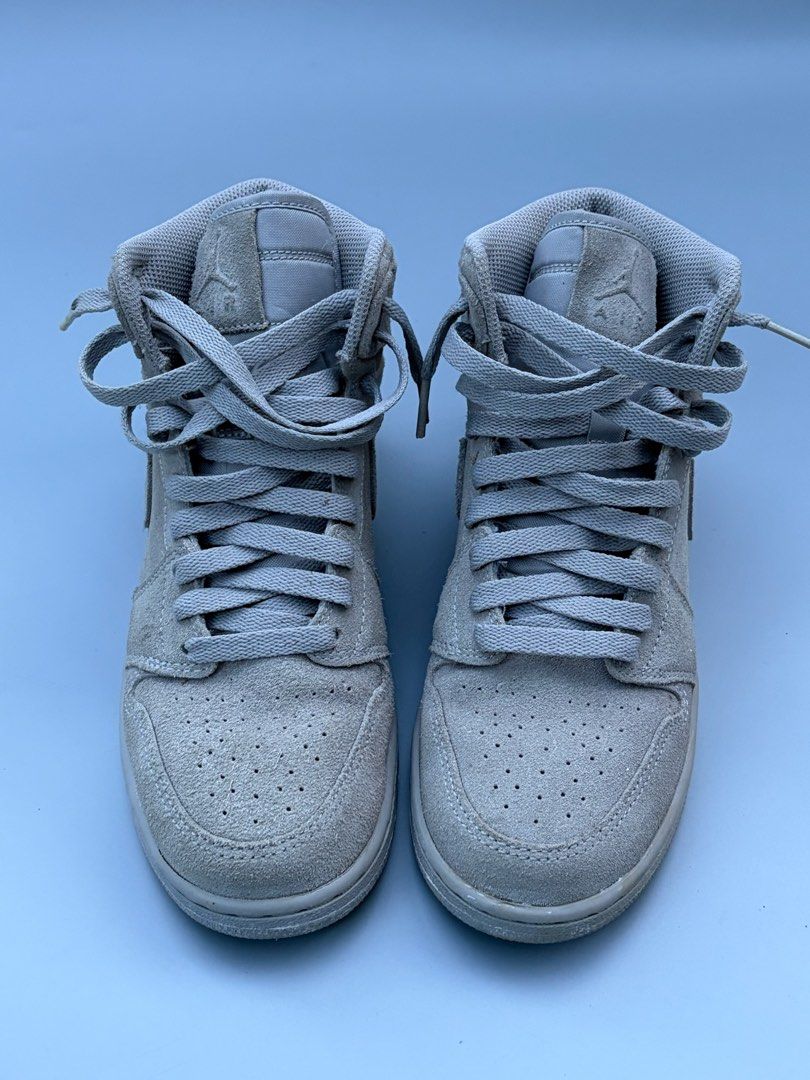 Jordan 1 high (Category: Sneakers) located in Amadeo. Submitted by kian_angcanan (Listing ID 1457787054, Image 2). Description: .