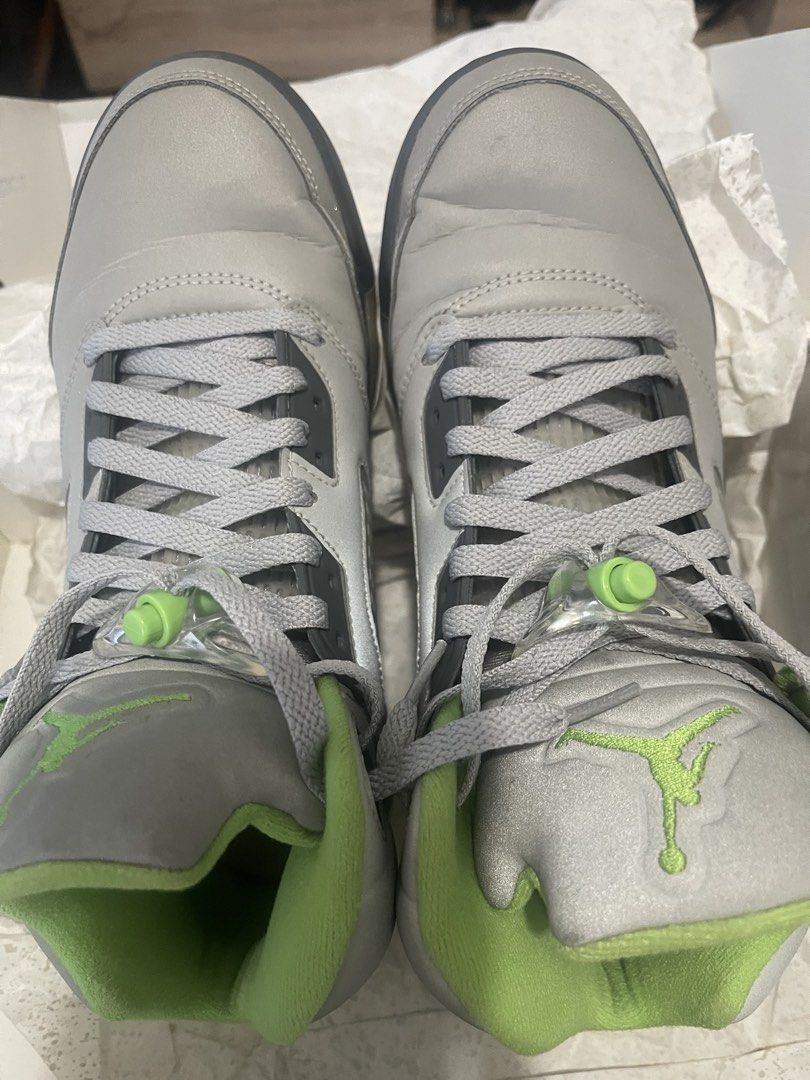 JORDAN 5 GREEN BEAN authentic (Category: Sneakers) located in Taytay. Submitted by jelacc (Listing ID 1457744068, Image 2). Description: rfs: need cash bought in BGC TAYTAY area check pics for details.