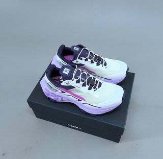 (Category: ) located in . Submitted by khai.uasneakers (Listing ID 1457809493, Image 1). Description: .