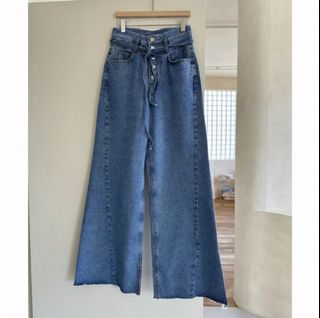 （分類：）位於 。 由 monaau 提交（商品編號 1457838853，圖片 1）。簡介： 。