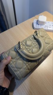 (Category: ) located in . Submitted by athirah_506 (Listing ID 1457834918, Image 1). Description: .