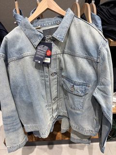 (Category: ) located in . Submitted by classico_collections (Listing ID 1457772998, Image 1). Description: .