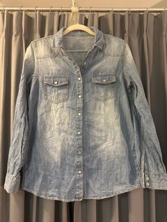 (Category: ) located in . Submitted by nyaniewardrobe (Listing ID 1457797119, Image 1). Description: .