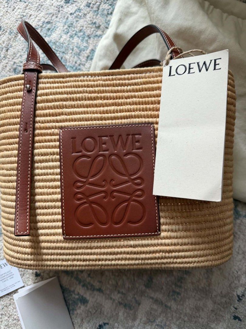 Loewe raffia bag (Category: Luxury Bags & Wallets) located in Quezon City. Submitted by designerstuffph (Listing ID 1457888540, Image 2). Description: Authentic No flaws.