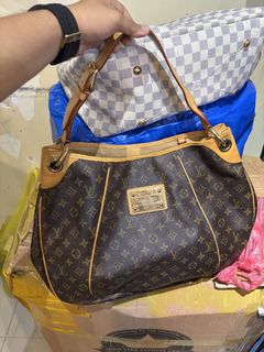 (Category: ) located in . Submitted by money_maker06 (Listing ID 1457748072, Image 1). Description: .